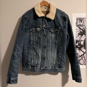 American Eagle Trucker Jean jacket Size M